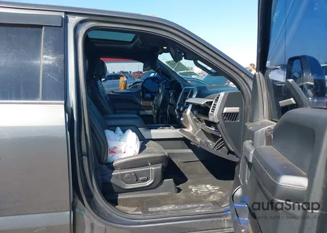 2017 Ford F250 Super Duty z USA, uszkodzony, nr VIN 1FT7W2BT4HEB51261